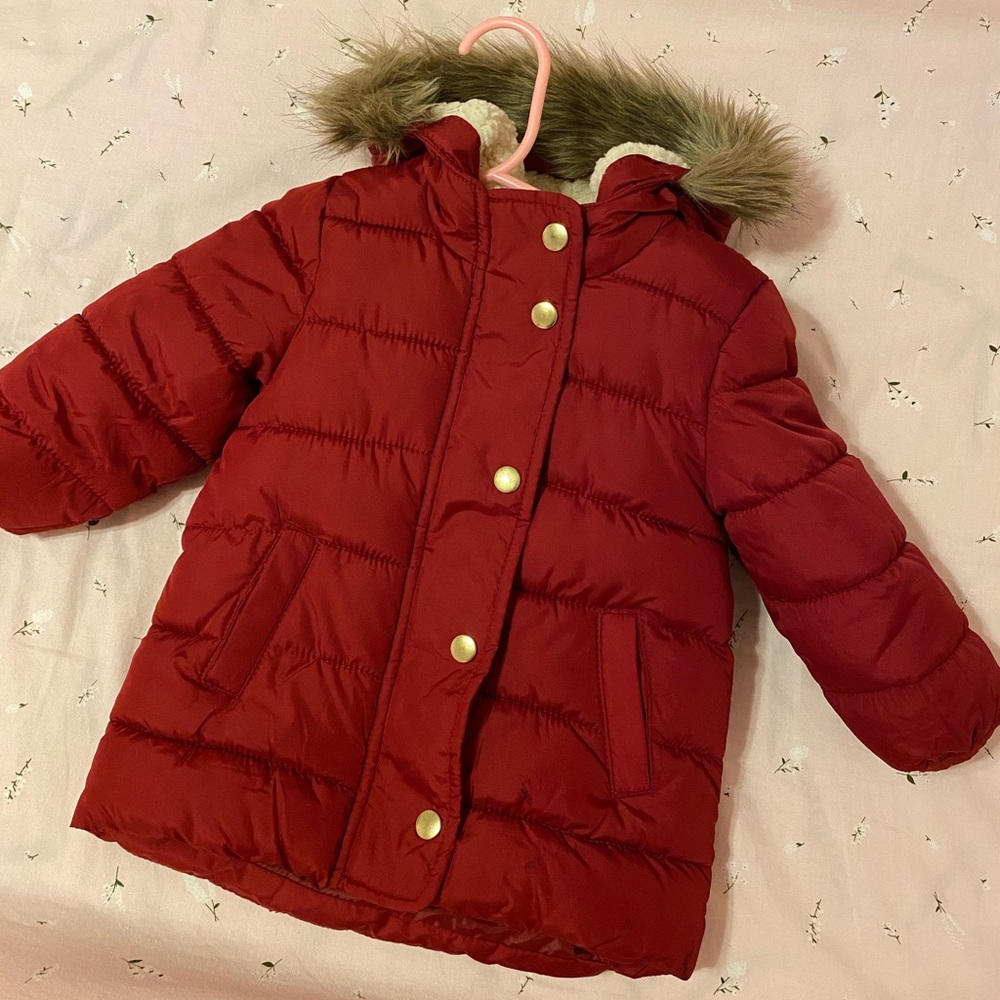Old Navy faux fur hooded puffer Jacket